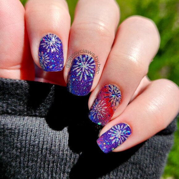 Color Street- Retired red white and blue bundle - Picture 2 of 9